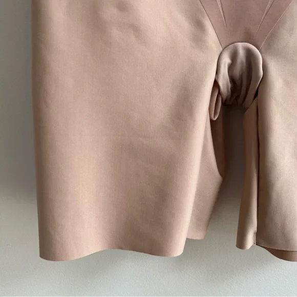 Spanx SuperSculpt Transform High-Waisted Mid-Thigh Shapewear Short Nude S - Picture 6 of 8